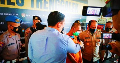 Rugikan Warga Trenggalek Puluhan Juta, Warga OKI Terancam 7 Tahun Penjara Rugikan Warga Trenggalek Puluhan Juta, Warga OKI Terancam 7 Tahun Penjara