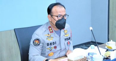 Polri Pastikan Arus Lalu Lintas dari Kalikangkung hingga Cikampek Ramai Lancar Polri Pastikan Arus Lalu Lintas dari Kalikangkung hingga Cikampek Ramai Lancar