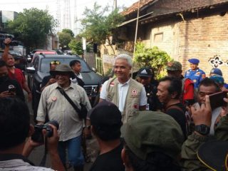 Macet Pantura Pati - Rembang Makin Parah, Ganjar Bilang Gini