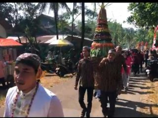 Tradisi Jondang untuk Lamaran Pengantin di Jepara Masih Lestari