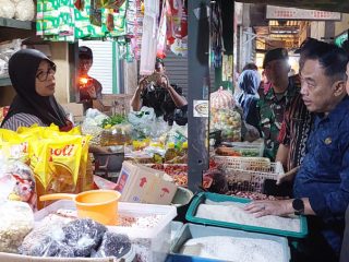 Jangan Panic Buying, Harga dan Ketersediaan Kepokmas Aman saat Iduladha