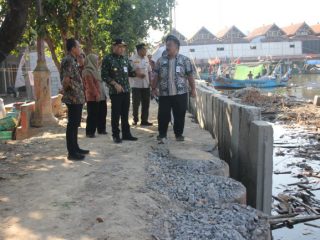Kawasan Permukiman Kumuh Bantaran Sungai Bulu Mulai Tertata