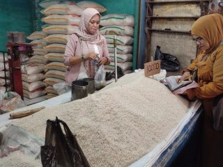Meski Harga Tinggi, Masyarakat Pati Masih Tertarik Beli Beras Kualitas Terbaik