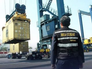 Ada Tiga Jenis Barang Impor dapat Dikenakan Cukai