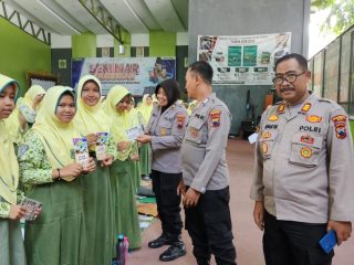 Sosialisasi tentang Kesehatan Remaja dan Dampak Narkoba, Tingkatkan Pemahaman Siswa