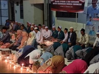 Relawan Prabowo Gibran Optimis Menang Satu Putaran, Sujud Syukur Usai Hasil Hitung Cepat