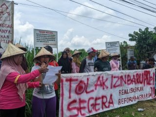 Tuntutan Tak Kunjung Ditanggapi, Petani Pundenrejo: Kembalikan Tanah Kami !!