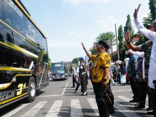Sebanyak 225 Calhaj dari Pati Diberangkatkan ke Tanah Suci