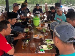 Tak Punya Pangkalan, Ratusan Sopir Truk Tagih Janji Pemerintah Beberapa Tahun Silam