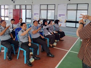 Pahami Narapidana Tuna Wicara, Lapas Pati Gelar Pelatihan Bahasa Isyarat