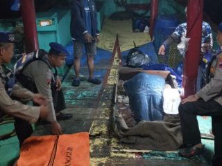 Terpeleset Usai Menjaring Ikan di Laut, ABK KM Sumber Baru 1A Meninggal Dunia