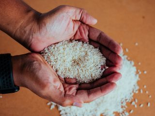 Tradisi Nyumpet Beras, Perpaduan Budaya dan Spiritualitas yang Mendalam