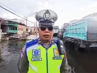 Air Rob Kembali Genangi Pantura Sayung Demak, Pengguna Jalan Diminta Ambil Jalur Alternatif