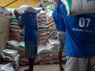 Ratusan Ribu KPM di eks-Keresidenan Pati Diguyur Bantuan Bulog