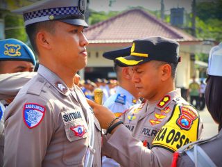 Jelang Nataru, Polres Trenggalek Gelar Pasukan Operasi Lilin Semeru 2024