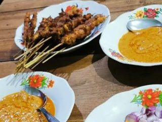 Perpaduan Rasa Otentik dan Tradisional, Nikmatnya Sate Khas Blora 