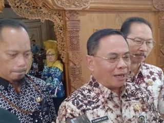 Bupati Pati Sarankan Warga Tidak Panik Hadapi Covid-19