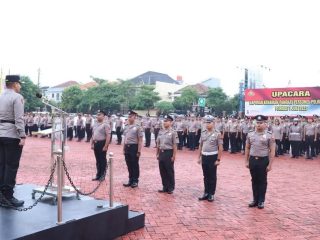Bergembira, Puluhan Personel Polres Jepara Dapat Kenaikan Pangkat di Hari Bhayangkara ke-79