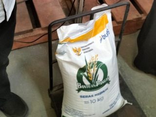 Bulog Pati akan Salurkan Ribuan Ton Bantuan Beras, 20 Kg per Penerima