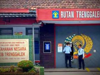 Jaga Kebugaran Warga Binaan, Rutan Trenggalek Rutinkan Senam Tera