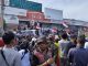 Penuhi Undangan, Ribuan Demonstran Berduyun Padati Alun-alun Pati