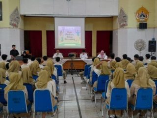 Pemkab Rembang Gencarkan Sosialisasi Kesehatan Remaja di Sekolah