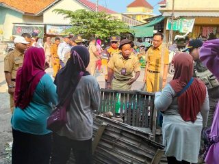 Masih Bandel, PKL di Kawasan Pasar dan Terminal Lasem Ditertibkan