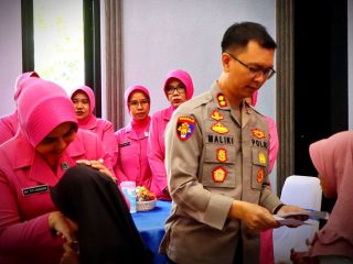 Peringati Hari Istimewa, Polres Trenggalek Undang Puluhan Yatim Piatu