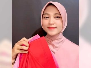 Musim Pernikahan, Jualan Jilbab Laris Manis
