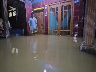 Banjir di Pati Kian Meluas, Ratusan Rumah Terendam Hingga Satu Meter