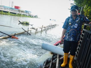 Gubernur Jateng Bangun Sodetan Sayung hingga Siagakan 38 Pompa Atasi Banjir Semarang-Demak