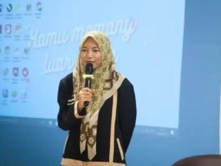 Kritik Santun, Aktivis Santri Asal Pati Bela Martabat Pesantren di Tengah Sorotan Publik
