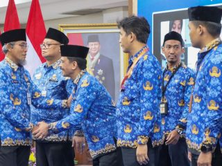 Lantik Pejabat Baru, Sekda Jateng Tekankan Integritas