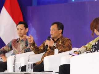 Gubernur Ahmad Luthfi Terima Penghargaan Cita Loka Fest 2025