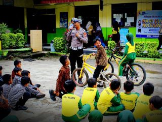 Polres Trenggalek Bangun Budaya Tertib Lalin Sejak Dini