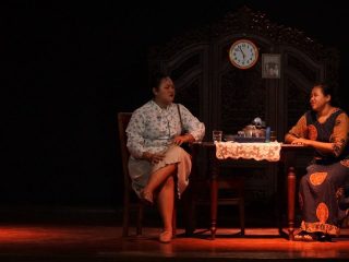 Keresahan Perajin Ukir Sampai di Panggung Teater