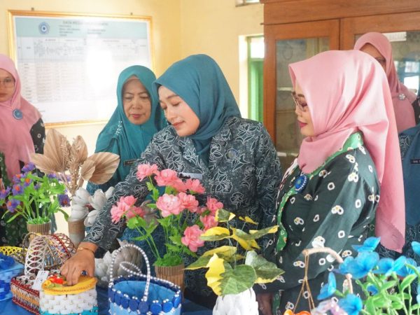 Pastikan Program PKK Berjalan Efektif, Ketua I TP PKK Kabupaten Pati Gelar Monev