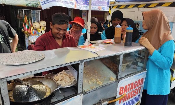 Liburan Sekolah, SPPG di Pati Gandeng PKL Gelar Makan Gratis