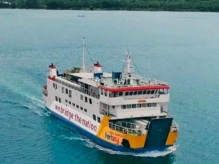 KMP Siginjai Kembali Beroperasi Layani Penyeberangan Karimunjawa