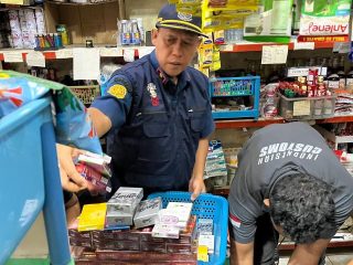 Ratusan Bungkus Rokok Ilegal Berhasil Diamankan dari Sejumlah Toko