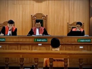 Sidang Lanjutan Kasus Penganiayaan Guru di Trenggalek Digelar Awal 2026