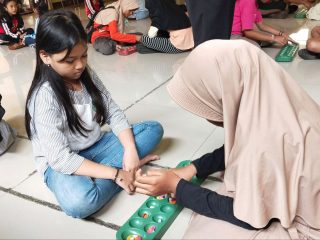 Festival Permainan Tradisional di Museum RA Kartini Jepara, Ayo Dolanan Ojo HP-an