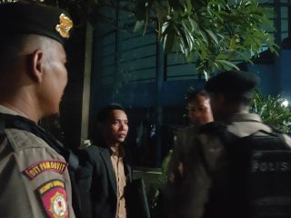 KPK Geledah Koperasi di Semampir Pati, Barang Bukti hingga Lima Koper