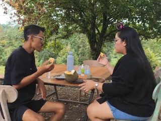 Berburu Durian Premium di Pati, Pembeli Bisa Petik Langsung