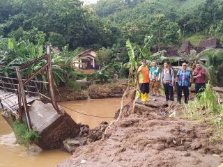 Gunakan BTT, Jembatan Putus di Wedusan Segera Dibangun