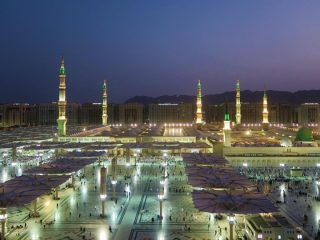 Umat Islam Peringati Isra Miraj, Bertepatan dengan Malam Jumat