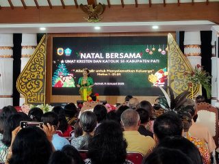 Umat Kristen dan Katolik Pati Rayakan Natal Bersama di Pendopo Kabupaten