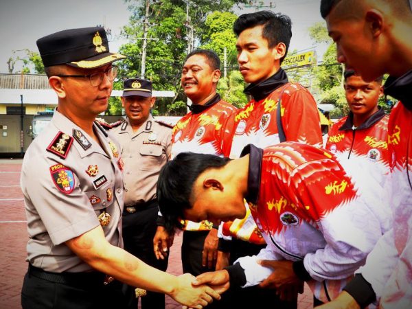 Tim Bola Voli U-18 Trenggalek Siap Tanding di Kejurprov Jatim, Ini Pesan Kapolres