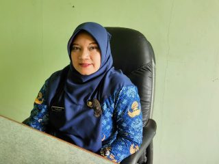 Disdagperin Sajikan Update Harga Kepokmas Lewat Videotron Alun-alun Pati