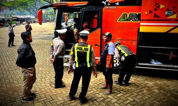 Libur Imlek, Polres Trenggalek Pastikan Kamseltibcarlantas Jadi Prioritas